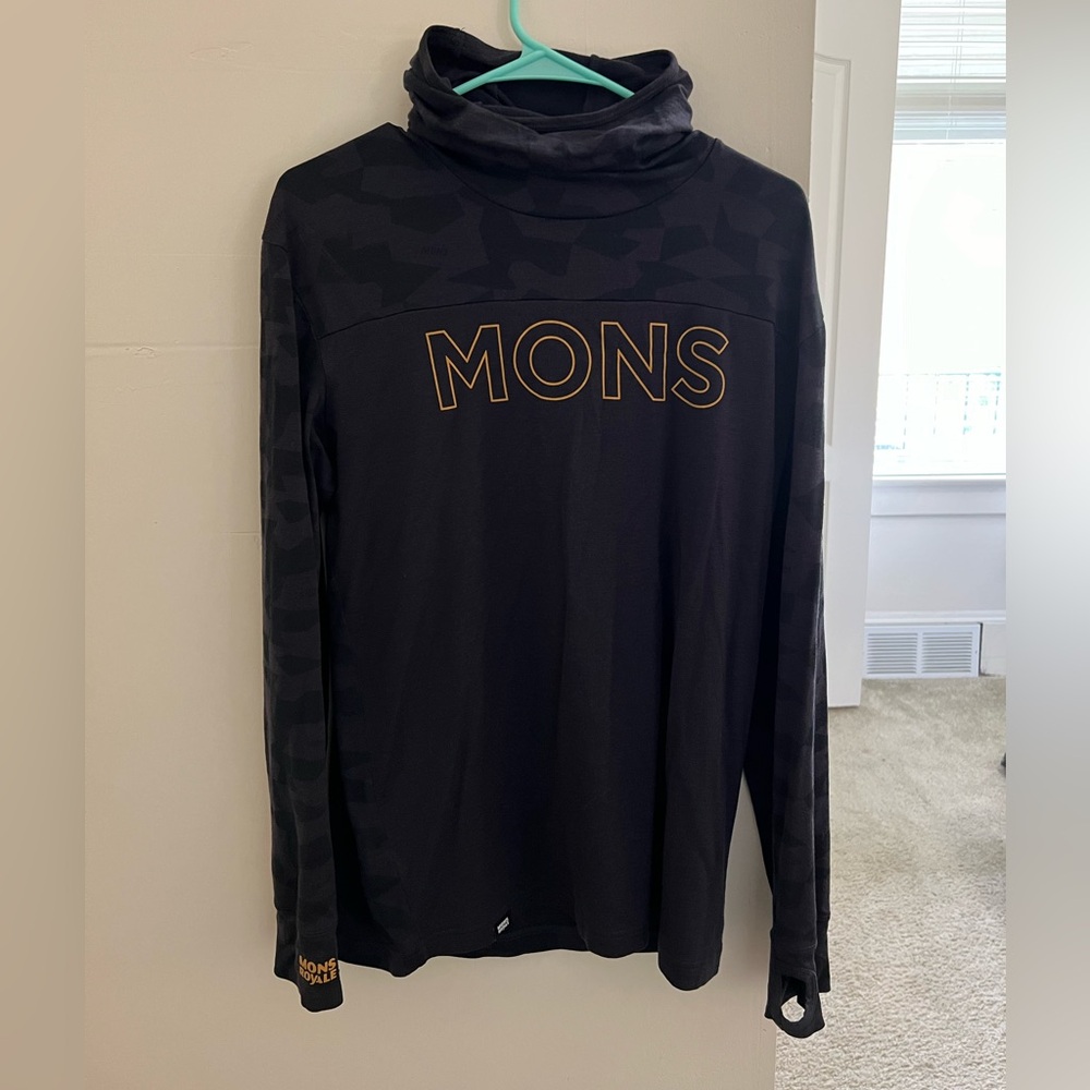 Moms Royale Yotei Hooded Baselayer